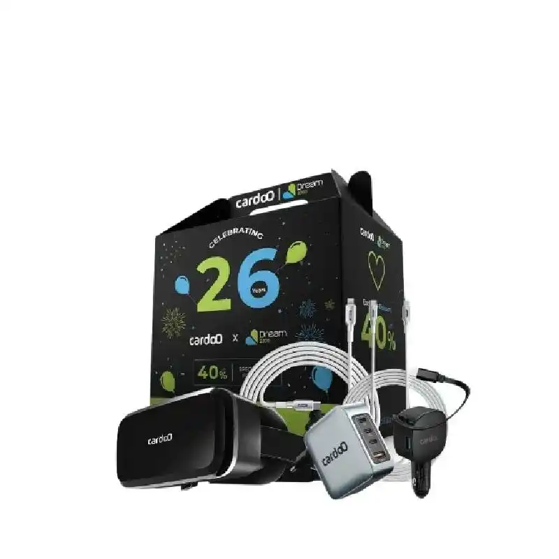 cardoO Box 3 باندل ( نظارة VR + كابل USB-C إلى Lightning بقدرة 27 وات + كابل USB-C إلى USB-C بقدرة 100 وات + شاحن حائط 100 وات + شاحن سيارة 60 وات)