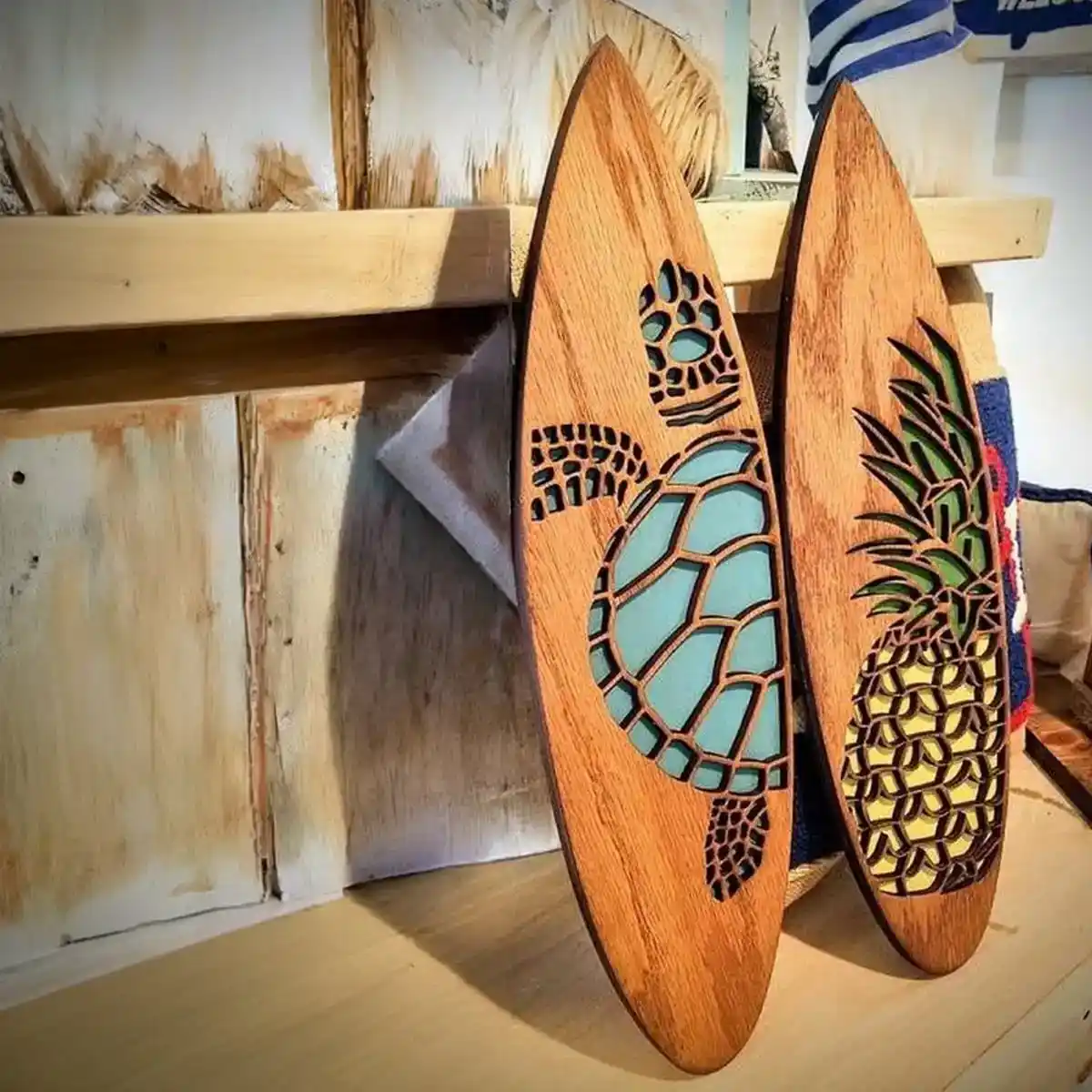 ديكور حائط خشب كونتر متعدد الألوان - قطعتين